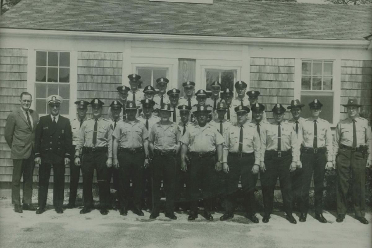 A police group photo 3